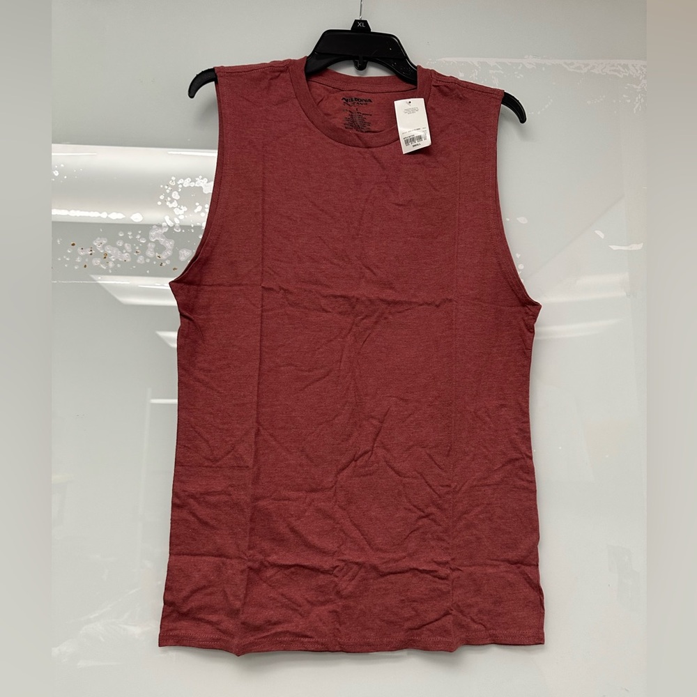 Arizona Women's Sleeveless Muscle Top in Burgundy New With Tags Size Small